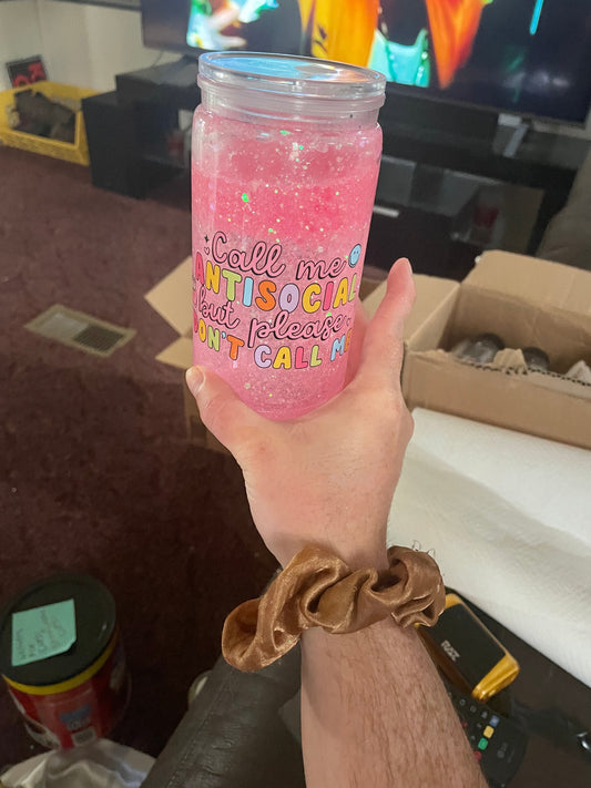 Pink 16 oz plastic snow globe cup